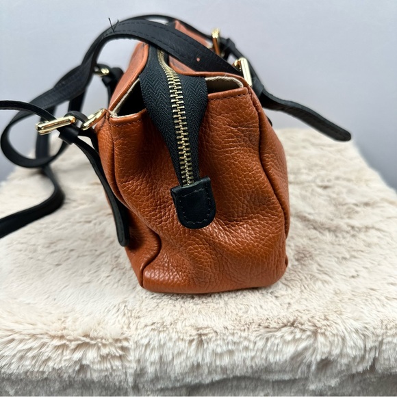 Valentina Italian Women's Cognac Brown Pebbled Leather Shoulder Handheld bag - Picture 4 of 9